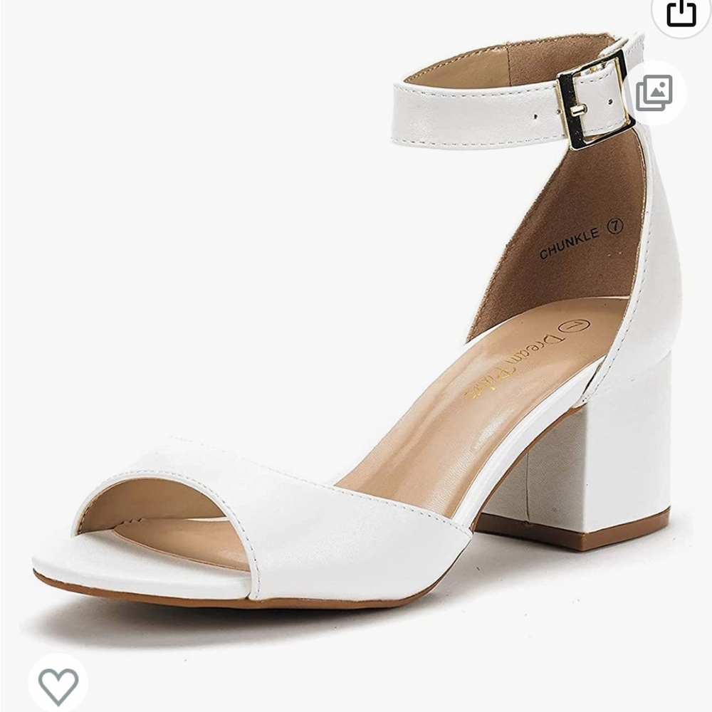 Women’s Low chunky heel white pumps- size 9.5